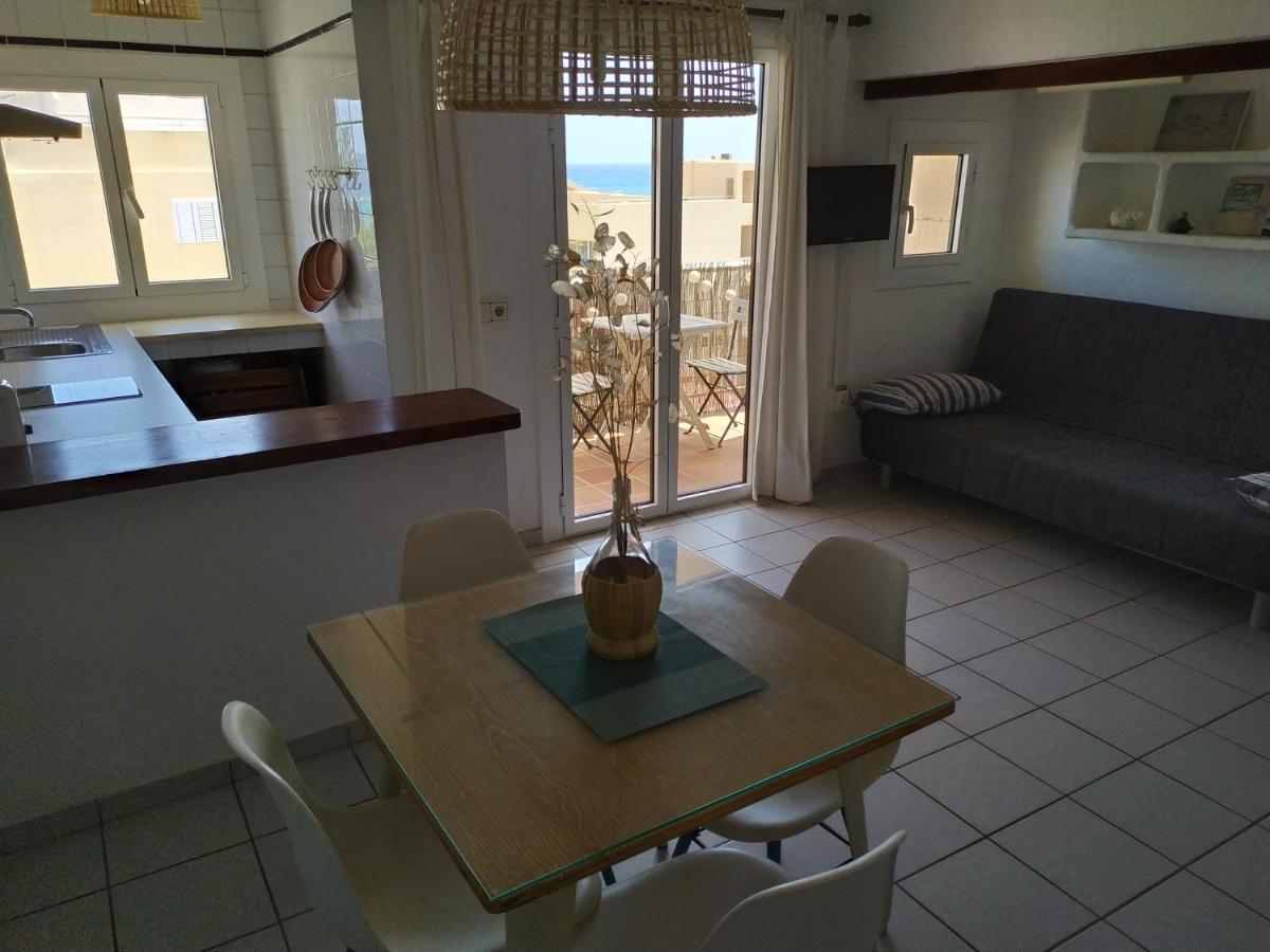 Bonito apartamento a 20m del mar Es Pujols Exterior foto