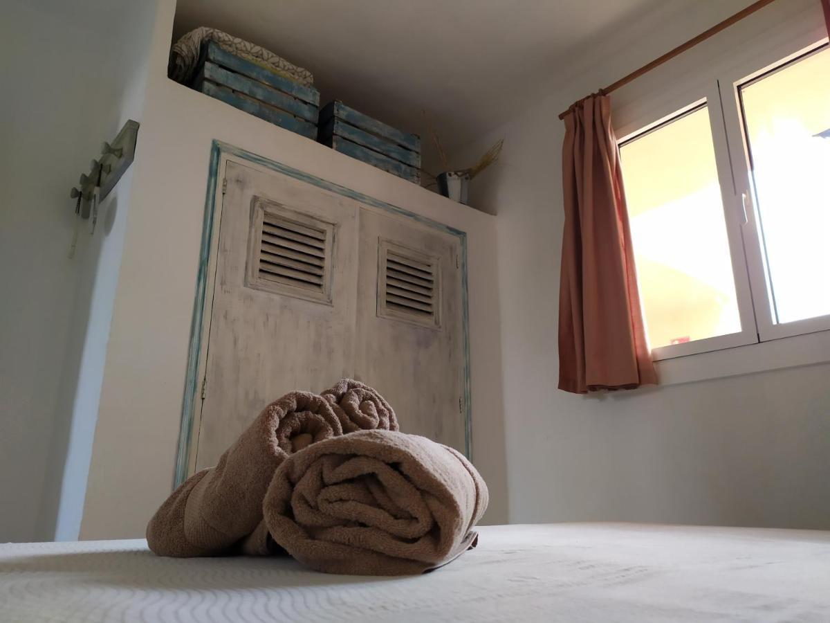 Bonito apartamento a 20m del mar Es Pujols Exterior foto